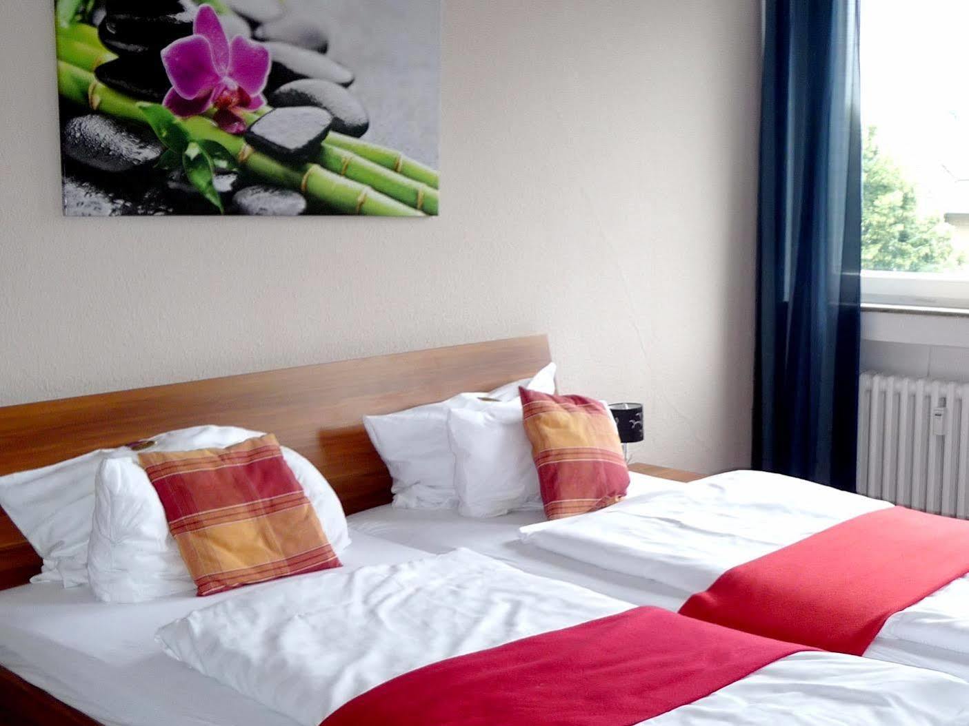 Hotel Art Inn Dinslaken Eksteriør billede